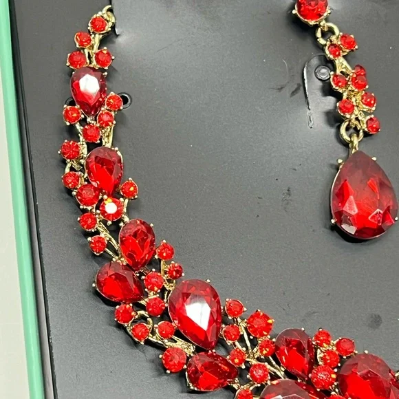 Red Floral Statement Necklace Bib Drop Earrings Jewelry Holiday Set Gold Rose gf - Picture 6 of 16